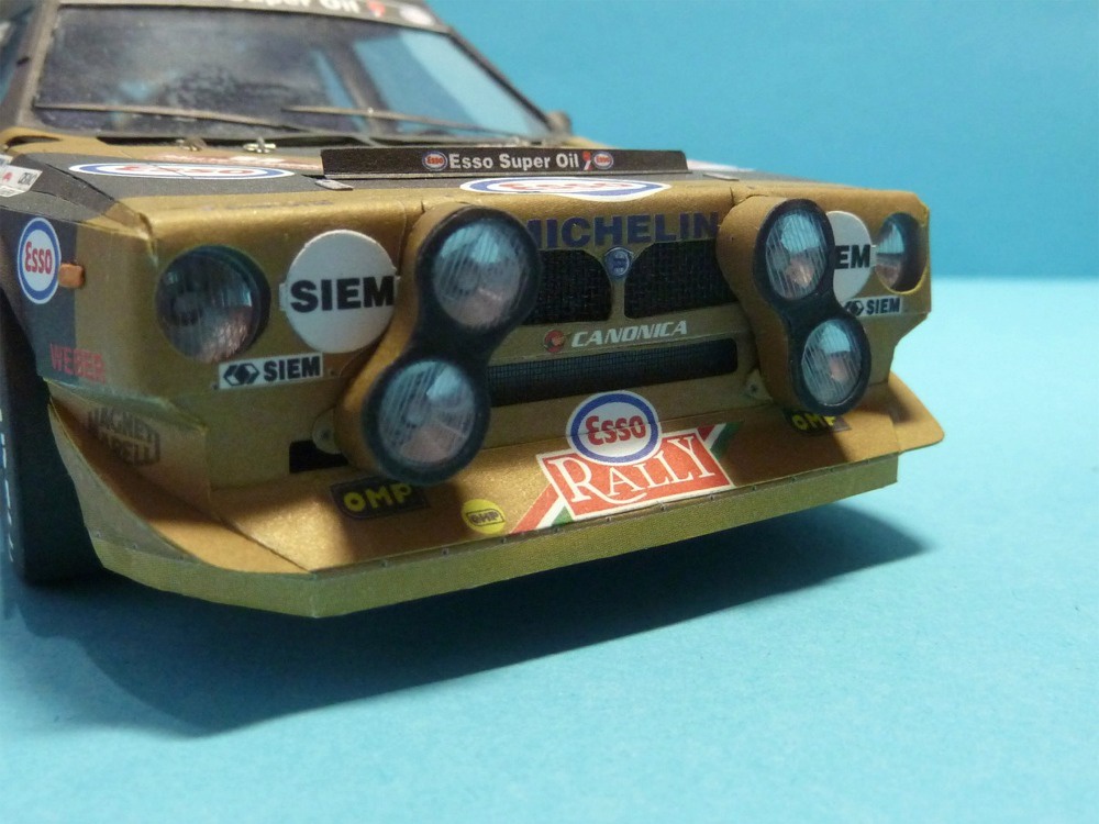 Lancia S4 Grifone rally team (Plná velikost v novém okně) Lancia S4 Grifone rally team