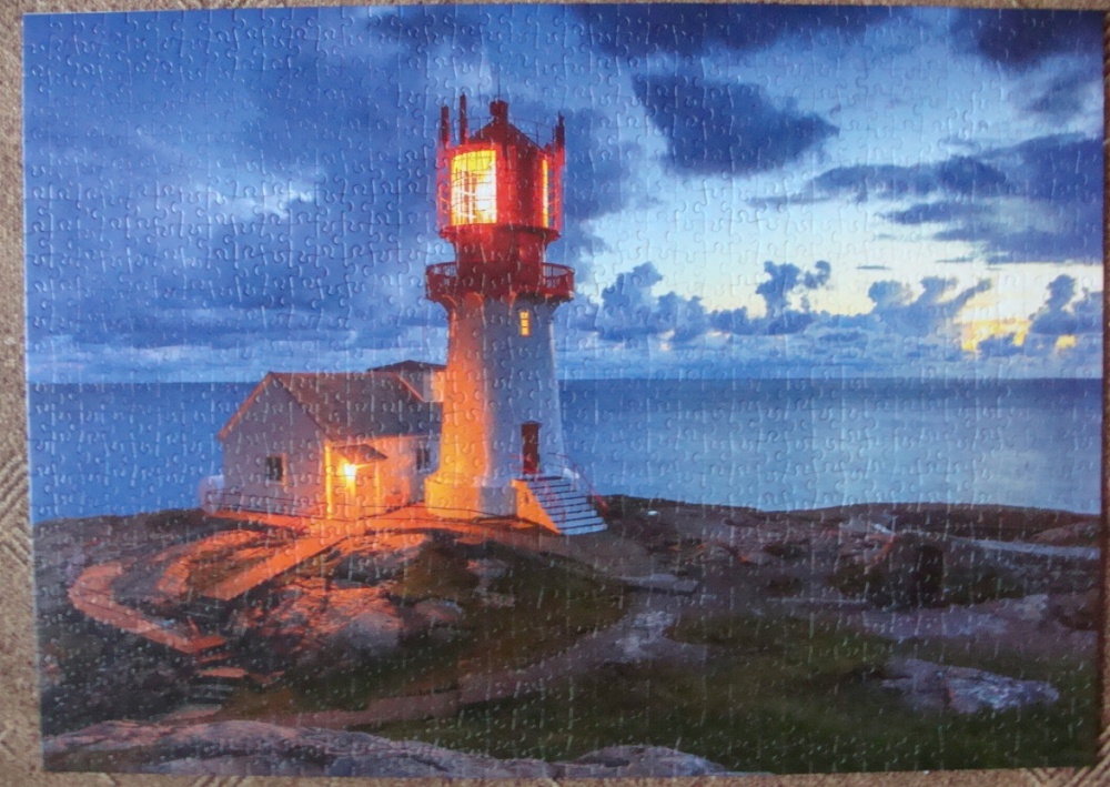 PUZZLE (Plná velikost v novém okně) PUZZLE