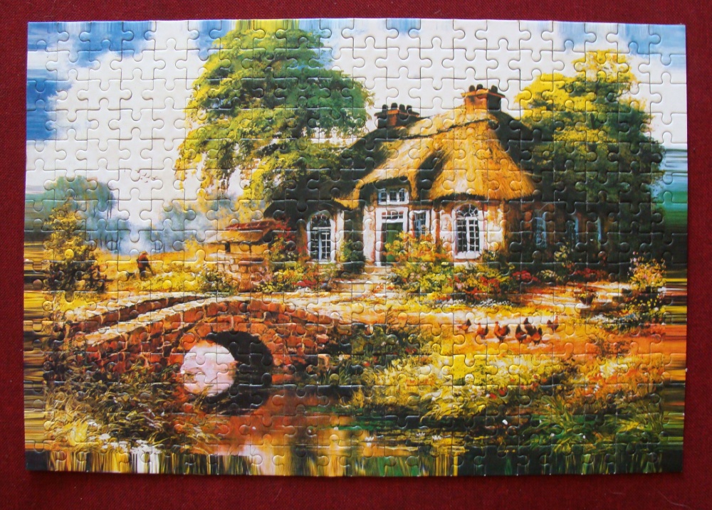 350050