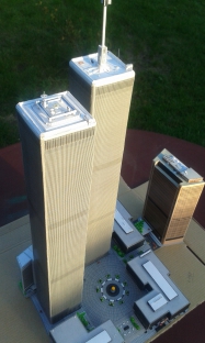 World Trade Center (WTC), Twin Towers - 1:1100