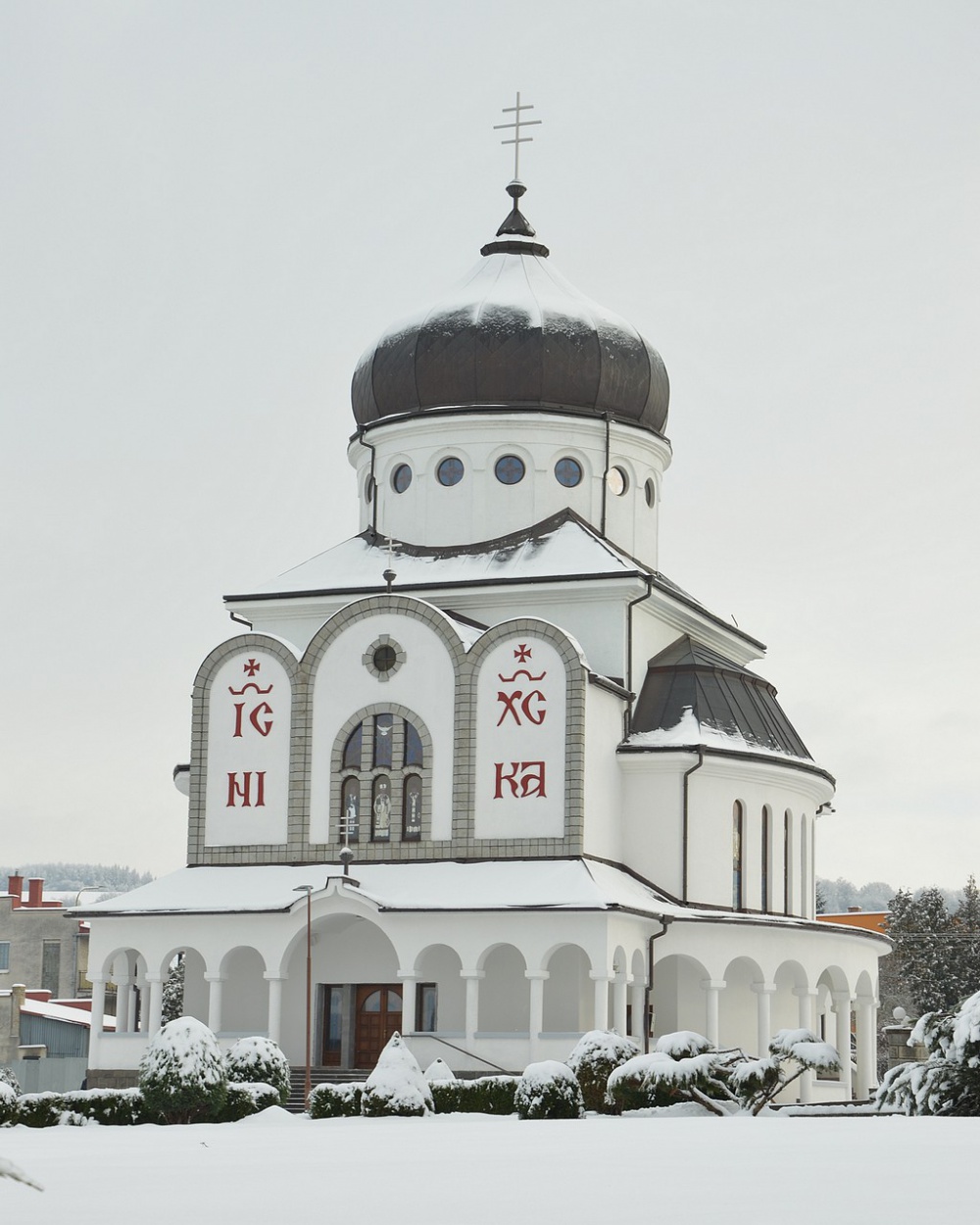 Chrám sv. Cyrila a Metoda v Stropkove (Plná velikost v novém okně) Chrám sv. Cyrila a Metoda v Stropkove