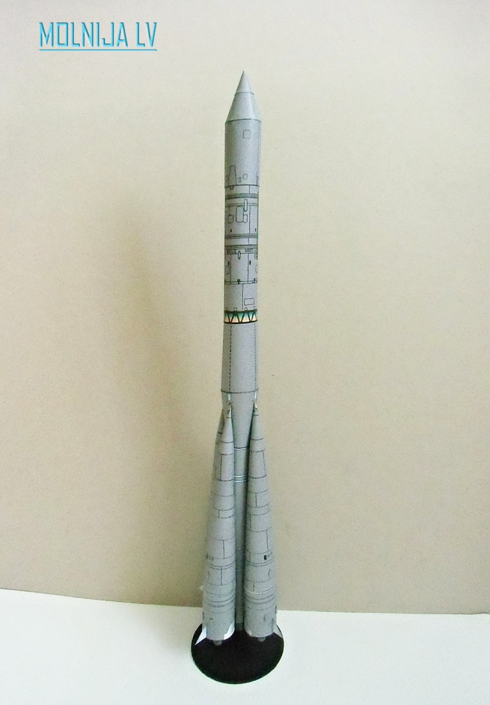 raketová technika (Plná velikost v novém okně) raketová technika
