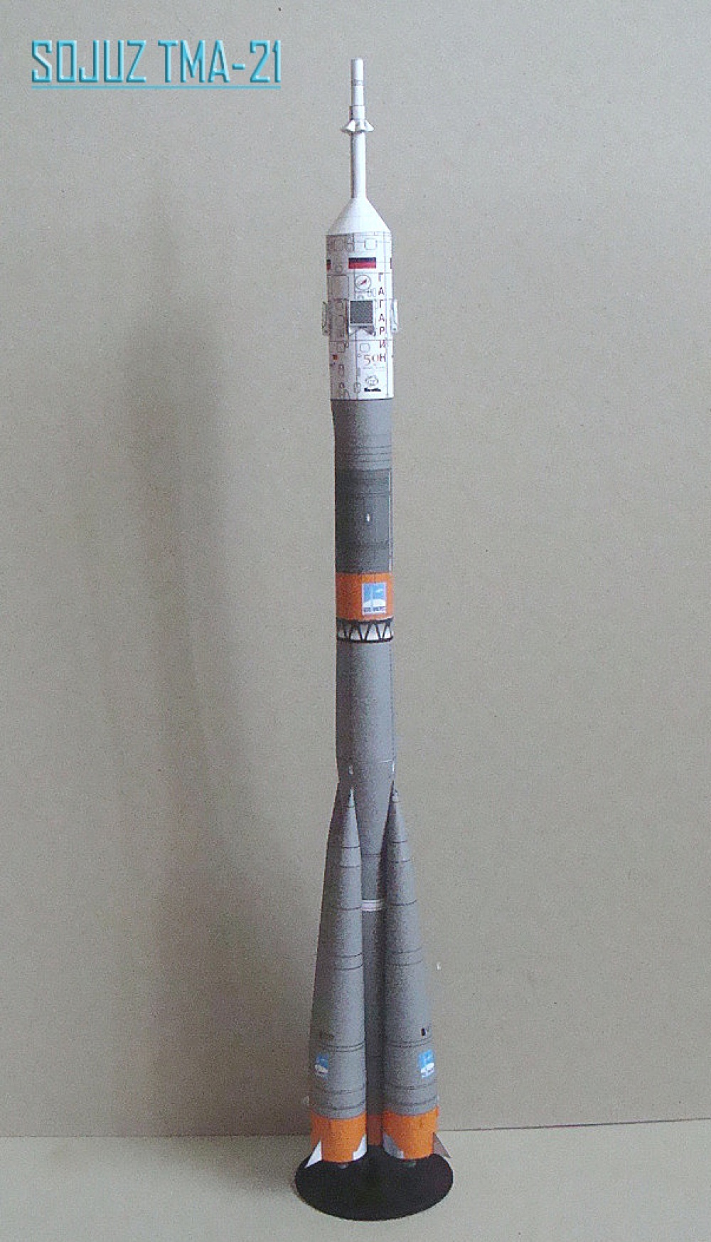 370372
