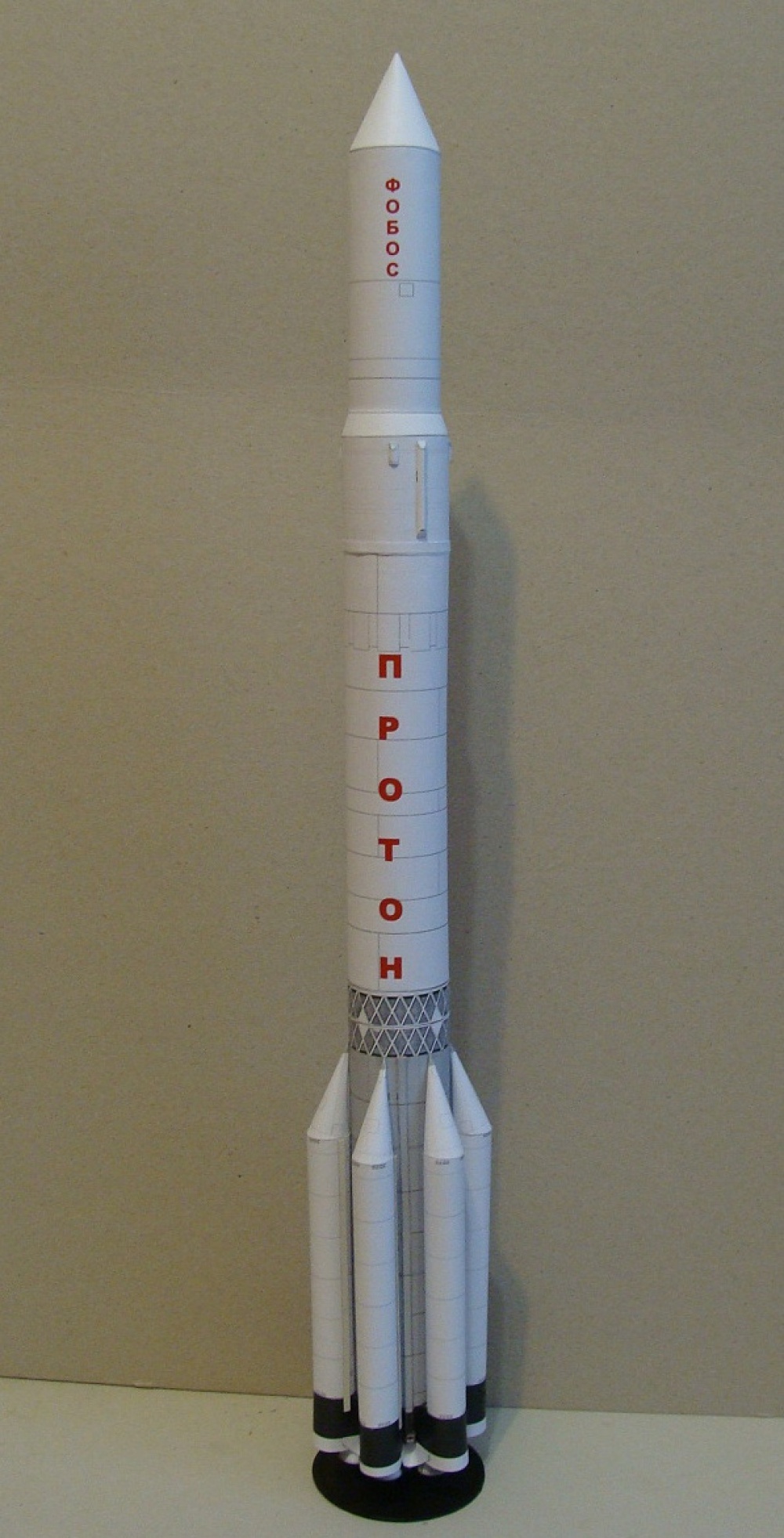 385607