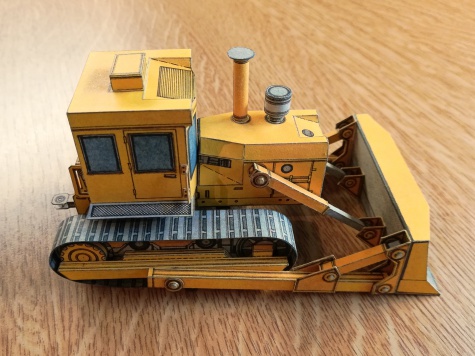 Pásový dozer T-100M Pásový dozer T-100M