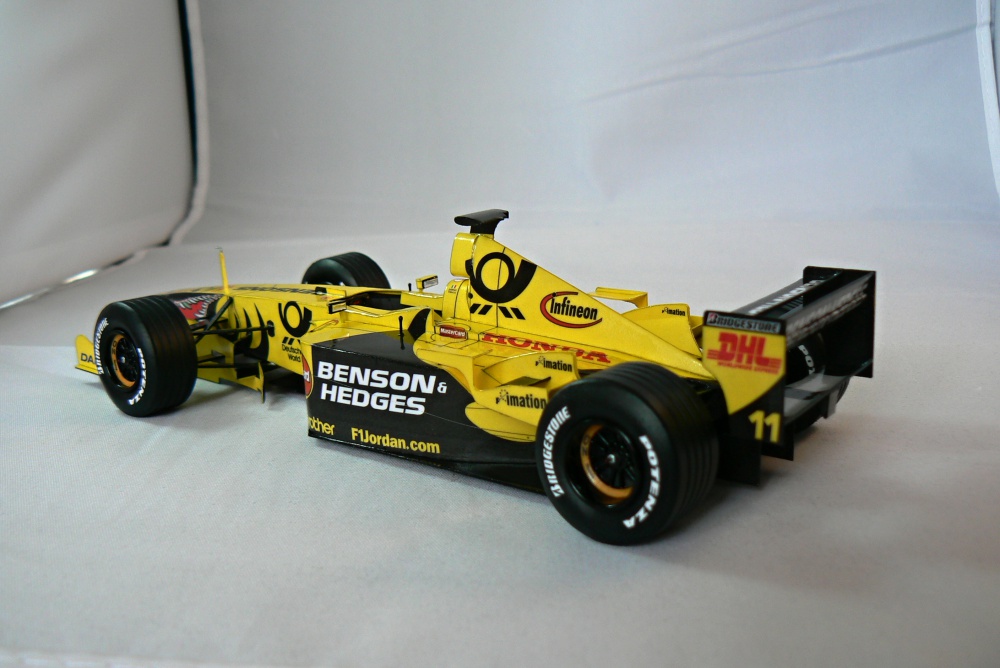 JORDAN EJ11 J. Trulli 2001 (Plná velikost v novém okně) JORDAN EJ11 J. Trulli 2001