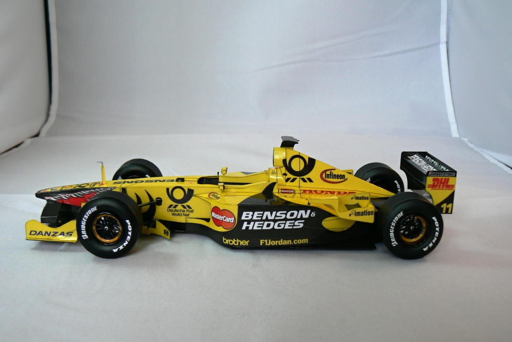 JORDAN EJ11 J. Trulli 2001 (Pln� velikost v nov�m okn�) JORDAN EJ11 J. Trulli 2001