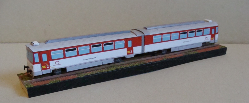 402657