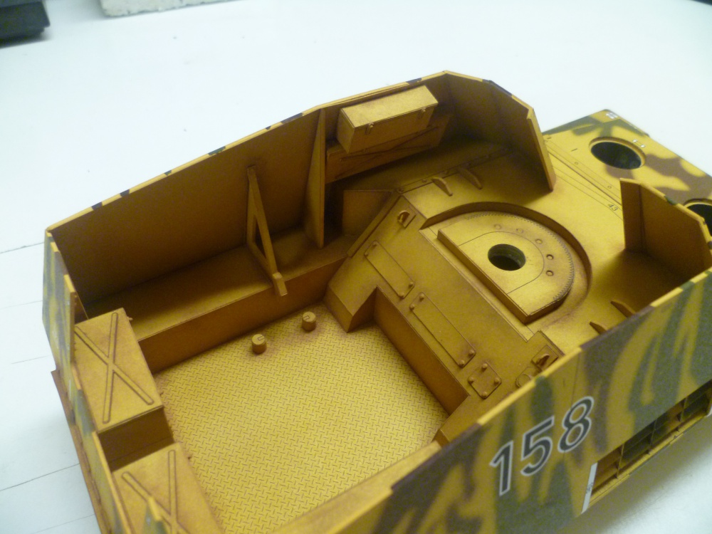 SdKfz 165 Hummel (Plná velikost v novém okně) SdKfz 165 Hummel