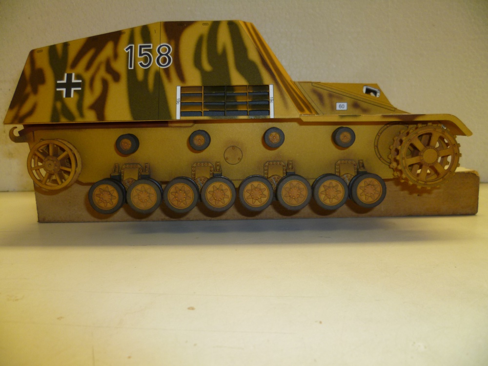 SdKfz 165 Hummel (Plná velikost v novém okně) SdKfz 165 Hummel