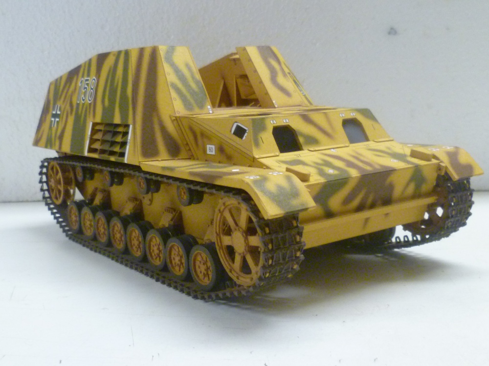 SdKfz 165 Hummel (Plná velikost v novém okně) SdKfz 165 Hummel