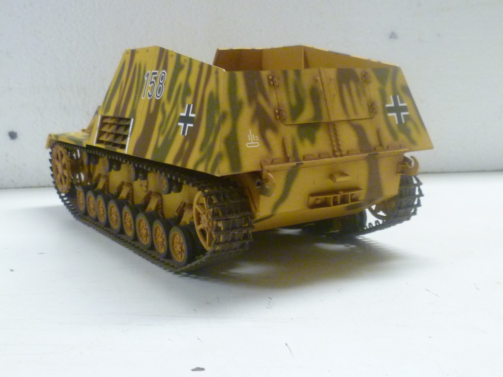 SdKfz 165 Hummel (Plná velikost v novém okně) SdKfz 165 Hummel