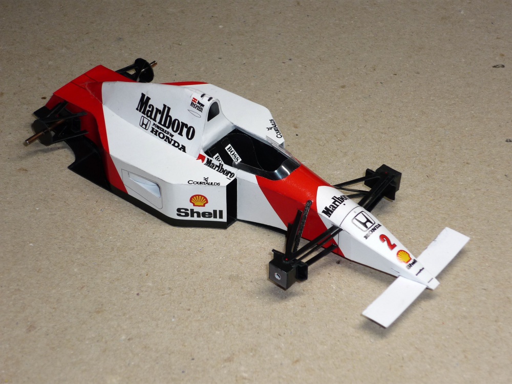 McLaren MP 4/7A - G.Berger - 1992 (Plná velikost v novém okně) McLaren MP 4/7A - G.Berger - 1992