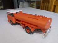 �koda 706 RTH AKV-8