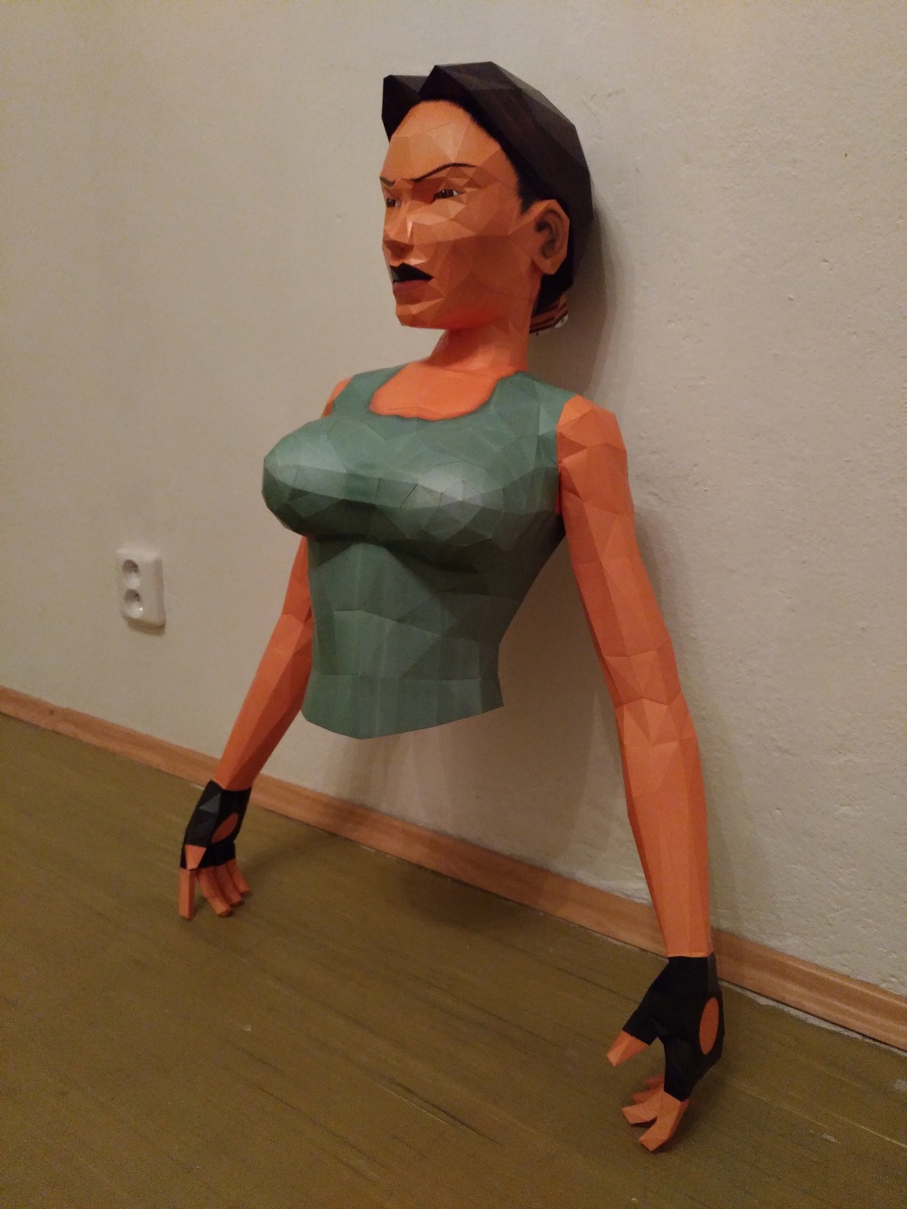Lara Croft 160cm Free (Plná velikost v novém okně) Lara Croft 160cm Free