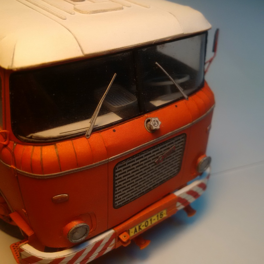 Kropící vůz 706 RTH AKV-8 (Plná velikost v novém okně) Kropící vůz 706 RTH AKV-8