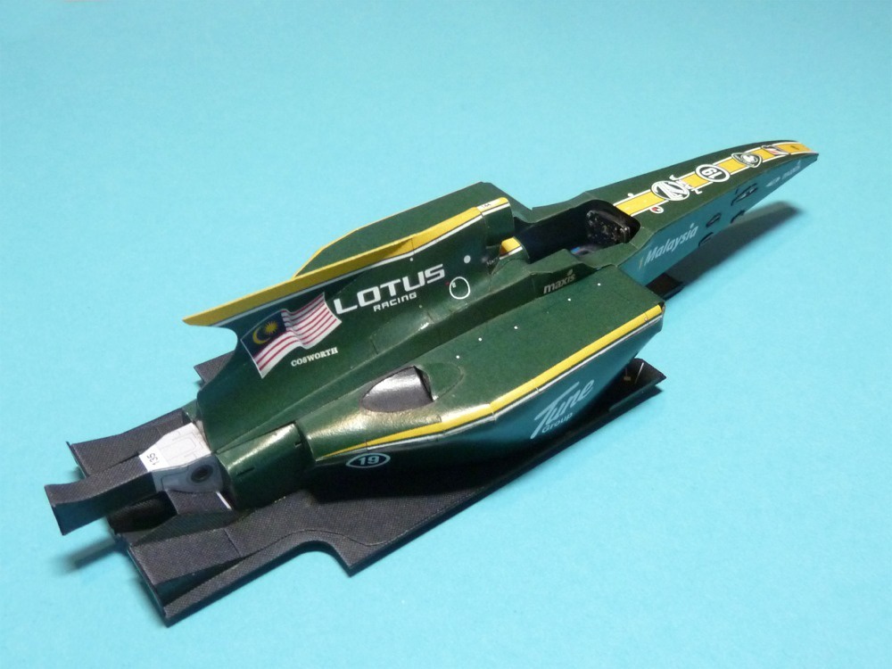 Lotus T127/GP Malaysia 2010 training (Plná velikost v novém okně) Lotus T127/GP Malaysia 2010 training