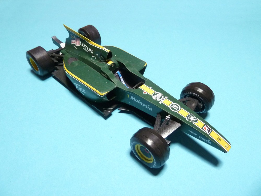 Lotus T127/GP Malaysia 2010 training (Plná velikost v novém okně) Lotus T127/GP Malaysia 2010 training