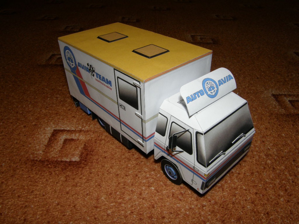 320053