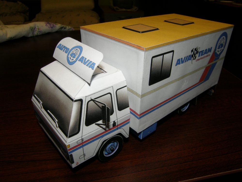 320056