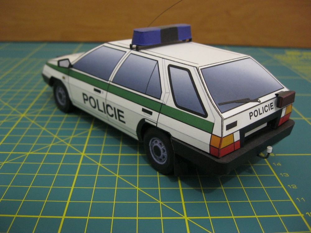 koda Forman Policie ČR (Plná velikost v novém okně) koda Forman Policie ČR
