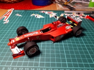 Ferrari f2000 M. Schumacher - spole�n� model