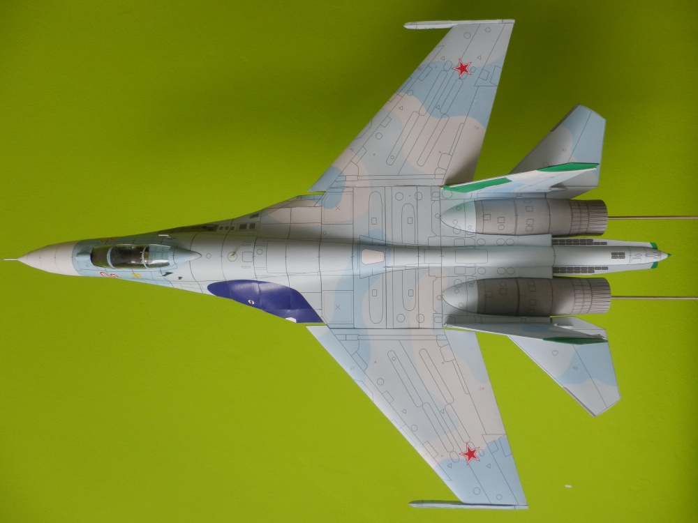 Su-27S (Plná velikost v novém okně) Su-27S