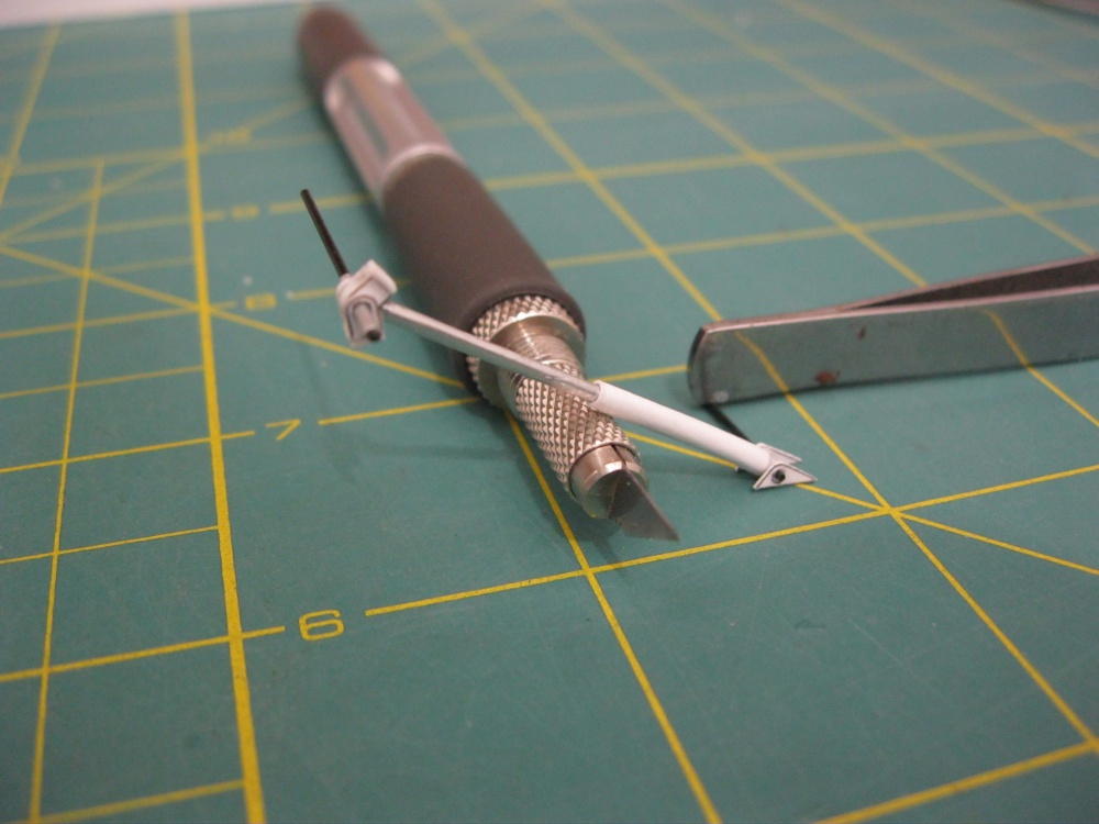322301