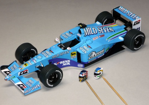 Benetton B200 - Giancarlo Fisichella - 2000 - společný model Benetton B200 - Giancarlo Fisichella - 2000 - společný model