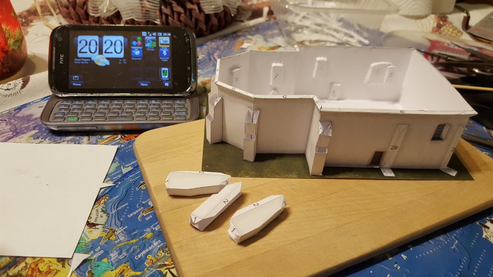 321361