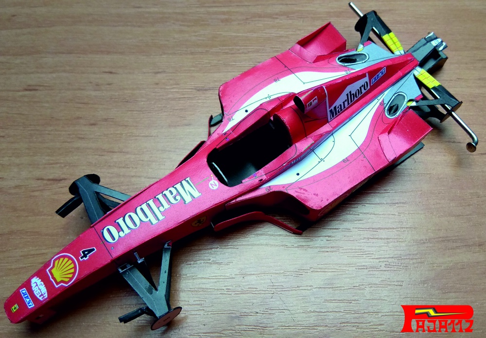 Ferrari F2000 - Rubens Barrichello - společný model (Plná velikost v novém okně) Ferrari F2000 - Rubens Barrichello - společný model