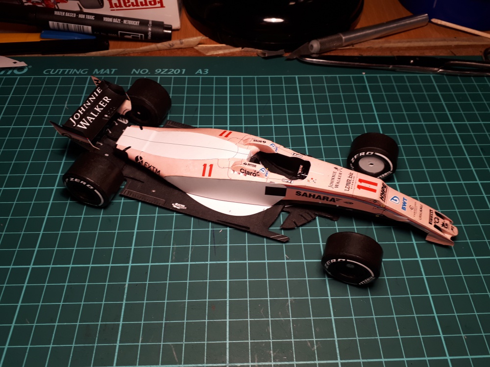 Force India VJM10 2017 - alfaparalelka (Plná velikost v novém okně) Force India VJM10 2017 - alfaparalelka
