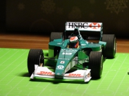 Jaguar R1 2000