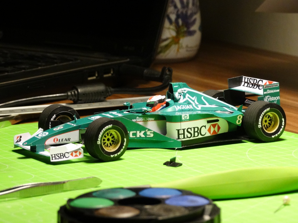 Jaguar R1 2000 (Pln� velikost v nov�m okn�) Jaguar R1 2000
