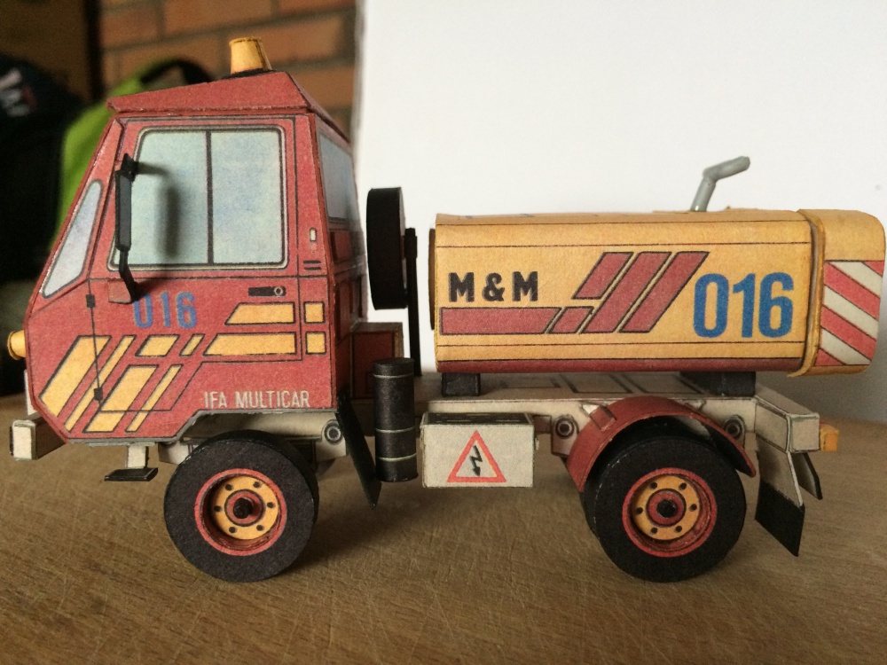 322274