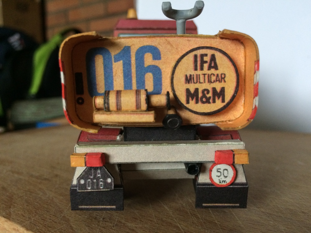 322275