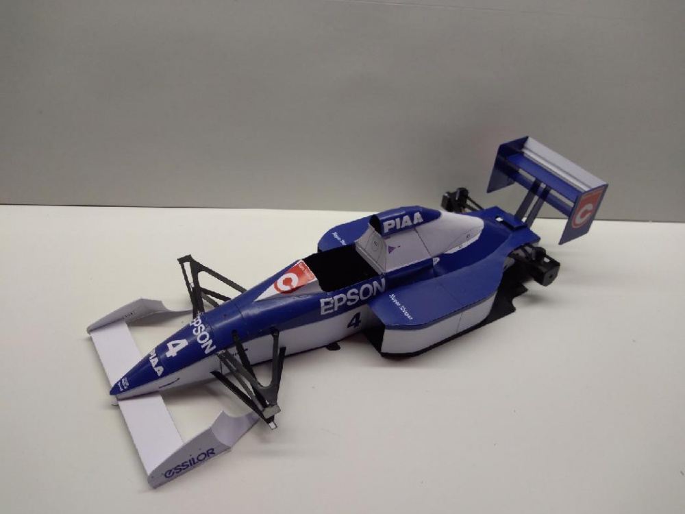 Tyrrell 018, 1990, J. Alesi, USA (Plná velikost v novém okně) Tyrrell 018, 1990, J. Alesi, USA
