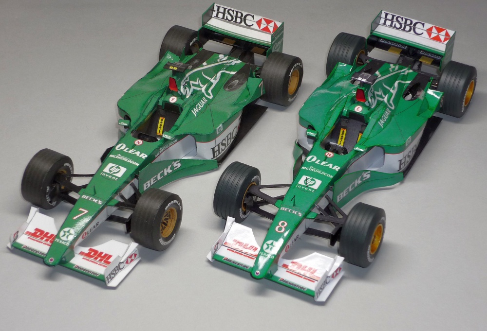 Jaguar R1 - Johnny Herbert - 2000 (Plná velikost v novém okně) Jaguar R1 - Johnny Herbert - 2000