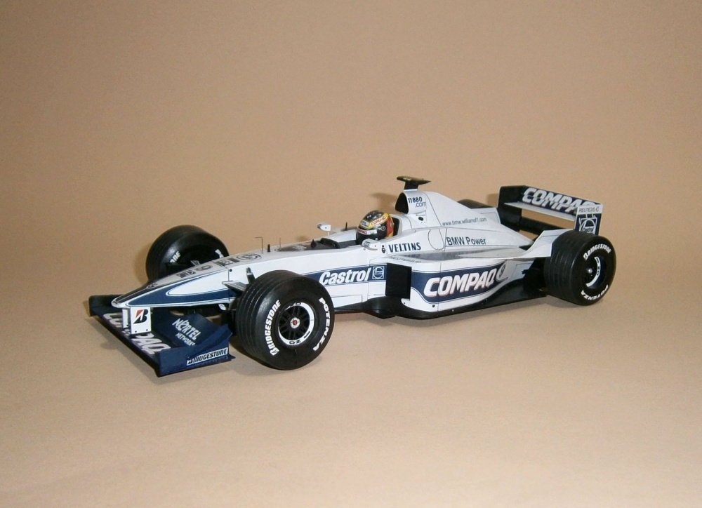 Williams FW22 - R. Schumacher - 2000 (společný model) (Plná velikost v novém okně) Williams FW22 - R. Schumacher - 2000 (společný model)