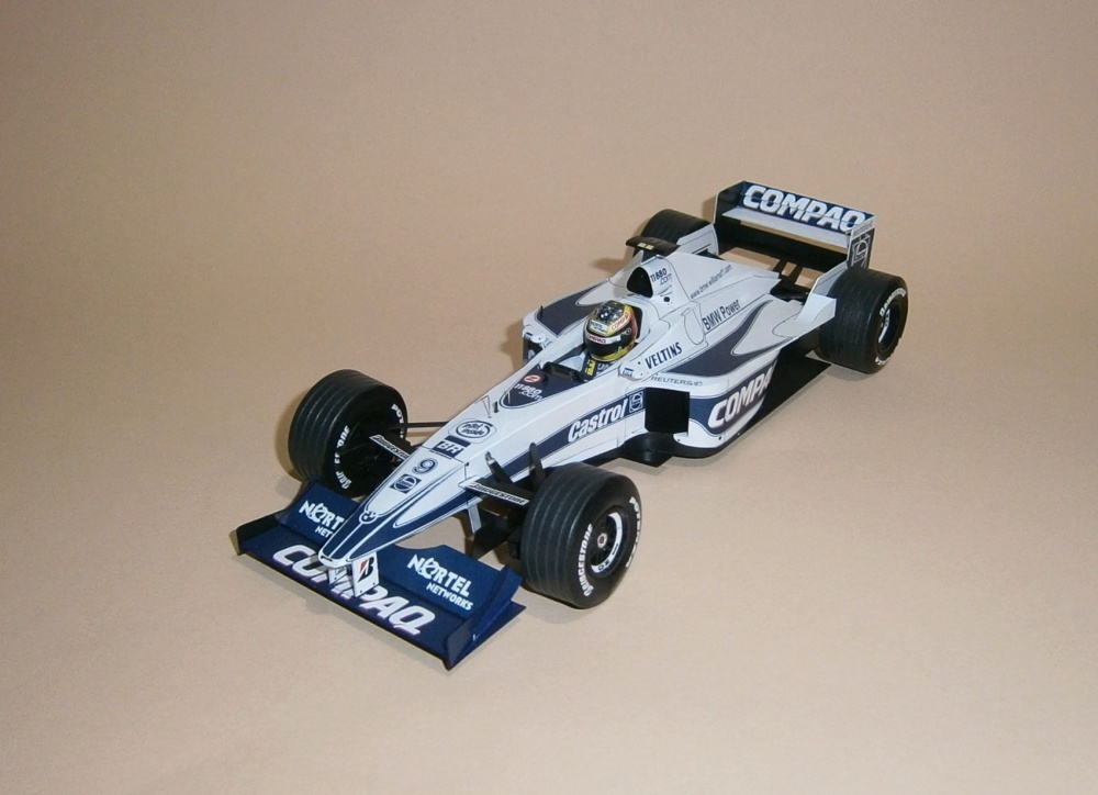 Williams FW22 - R. Schumacher - 2000 (společný model) (Plná velikost v novém okně) Williams FW22 - R. Schumacher - 2000 (společný model)