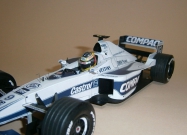 Williams FW22 - R. Schumacher - 2000 (spole�n� model)