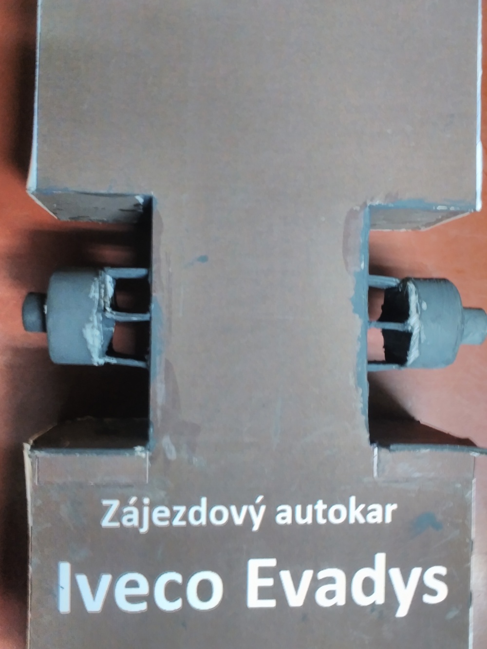 324648