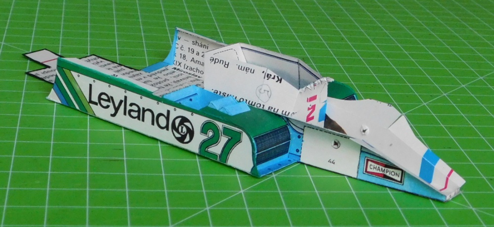 324641