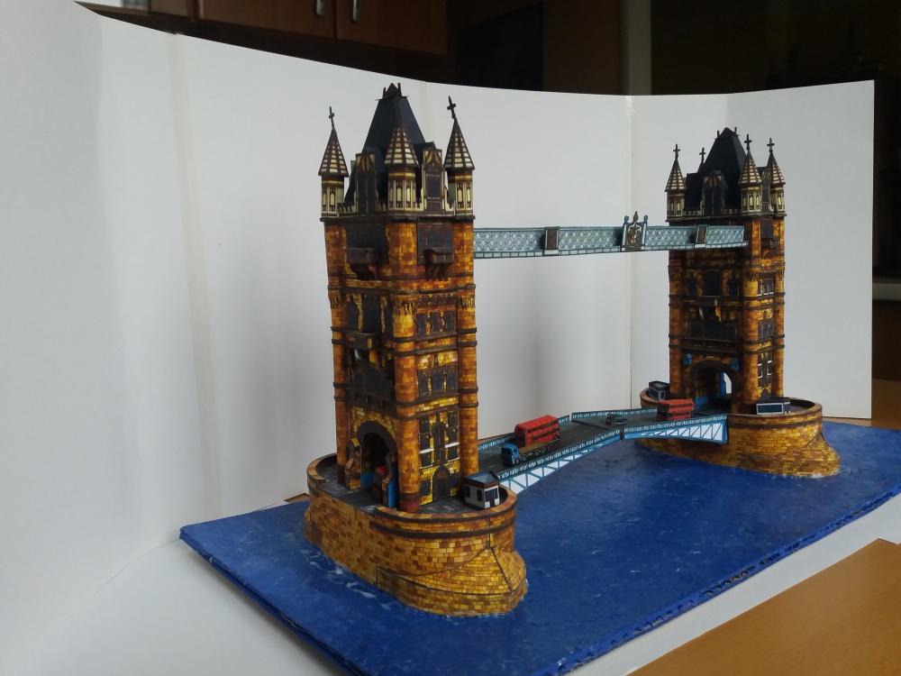 Tower Bridge (Plná velikost v novém okně) Tower Bridge