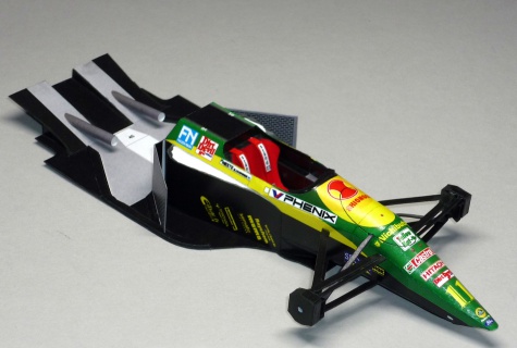 Lotus 107 - Mika Häkkinen - GP Japonska 92 Lotus 107 - Mika Häkkinen - GP Japonska 92