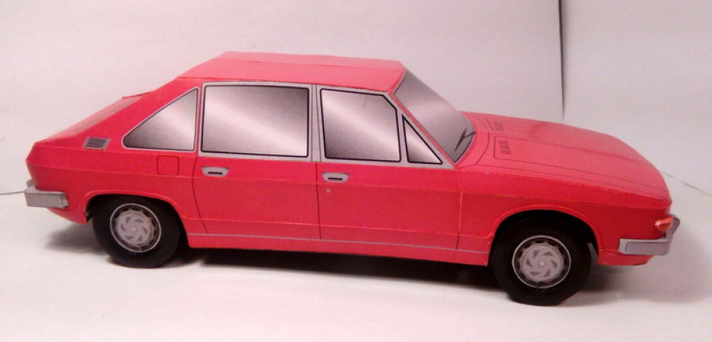 Tatra 613 (Plná velikost v novém okně) Tatra 613