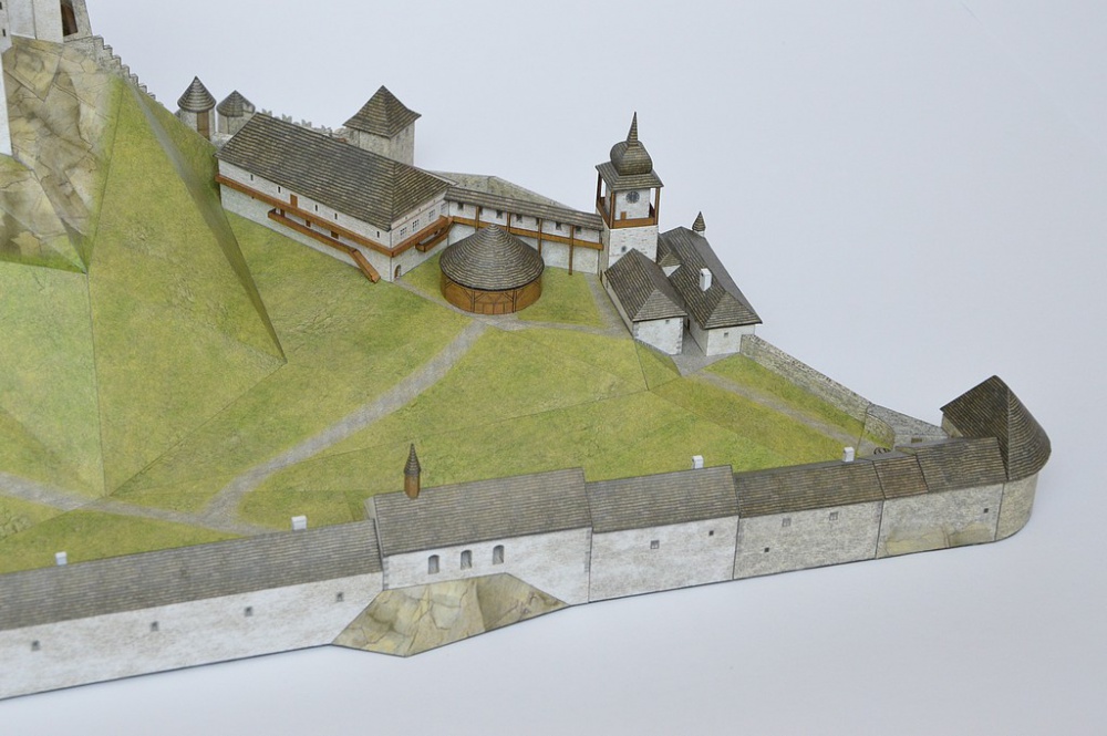 Trenčiansky hrad (Plná velikost v novém okně) Trenčiansky hrad