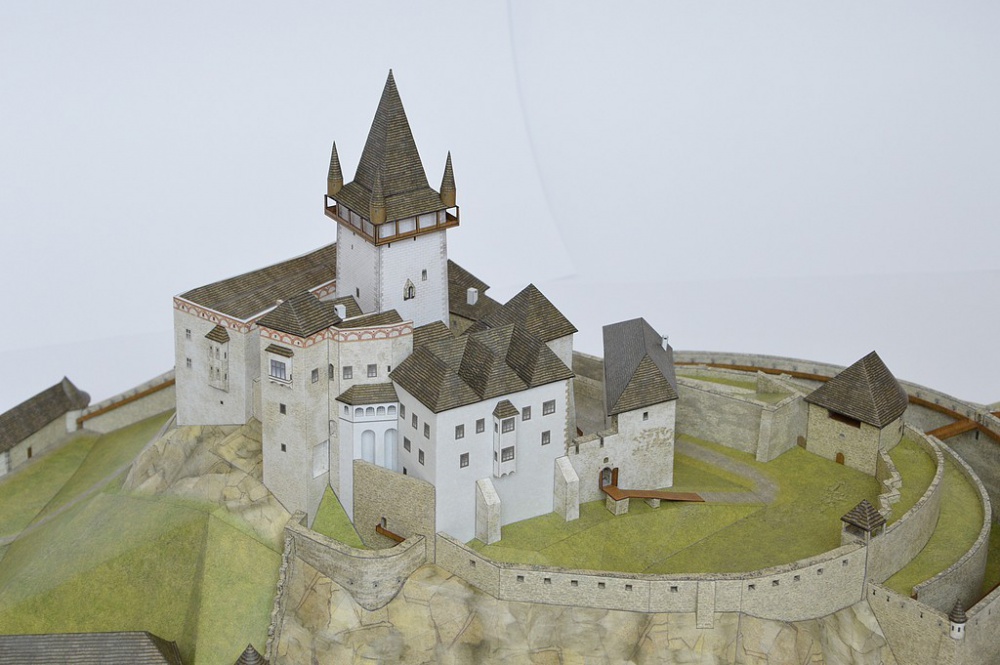 Trenčiansky hrad (Plná velikost v novém okně) Trenčiansky hrad