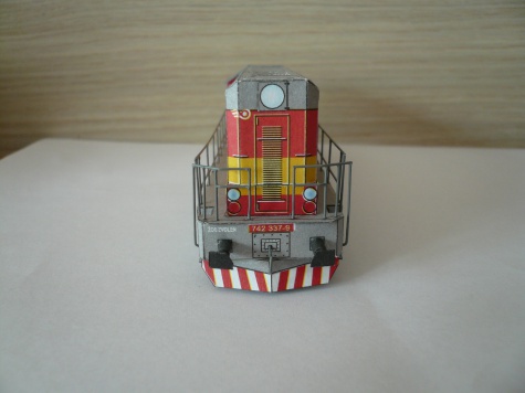 Lokomotiva 742 �SR