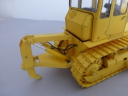 dozer �tz-T130